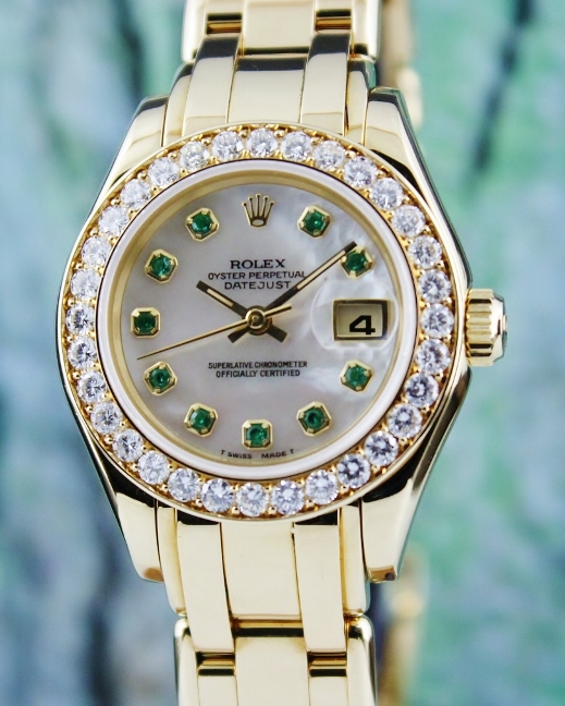 (image for) A ROLEX 18K YELLOW GOLD LADY SIZE DATEJUST PEARL MASTER - 69298